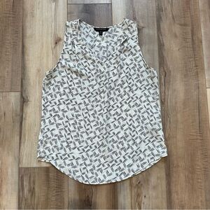 Banana Republic Women's V neck Sleeveless Blouse Patterned XS White ivory